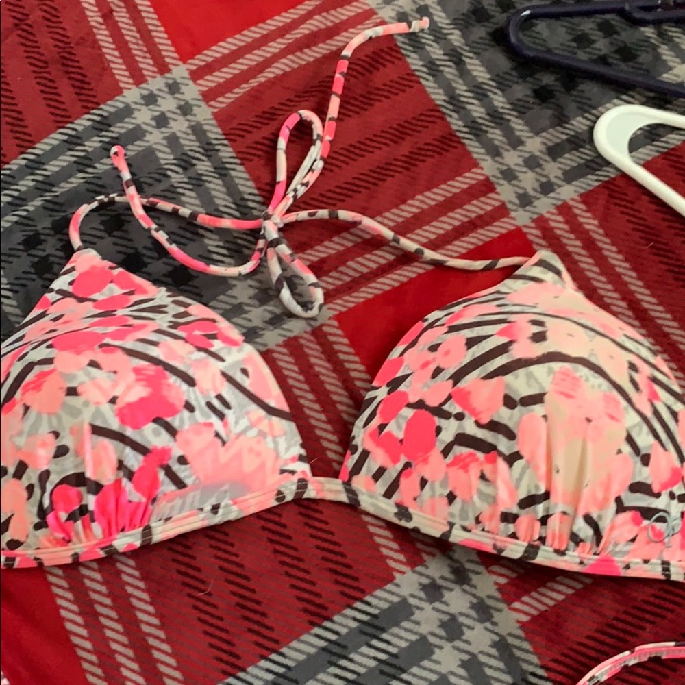Bikini top